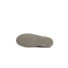 Load image into Gallery viewer, Chelsea Farmer (grey sole)